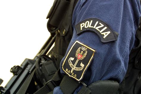 POLIZIA DI STATO 